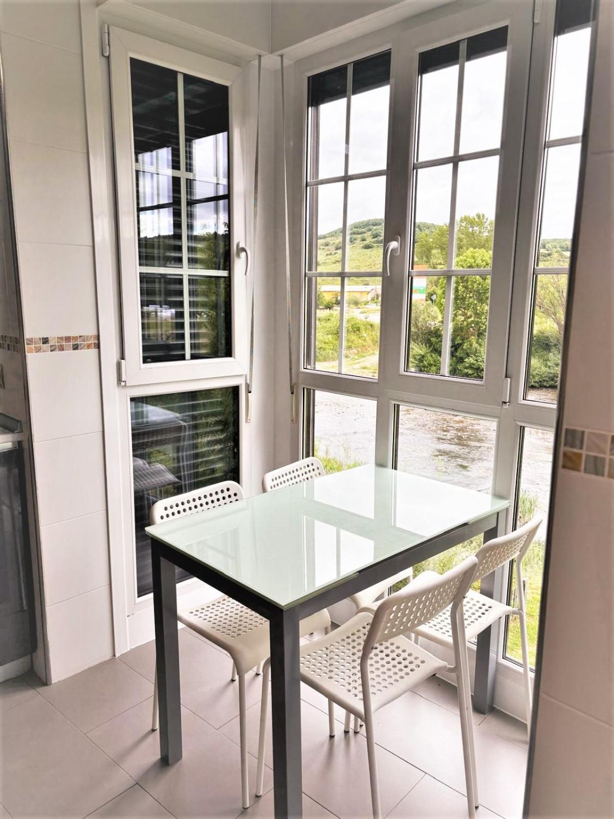 Apartamentos Del Pisuerga Cervera De Pisuerga Luaran gambar